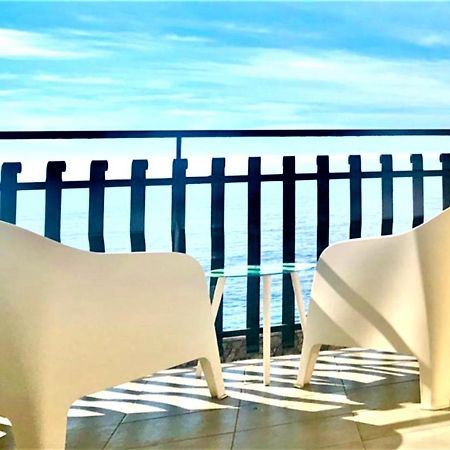 Vacanzenaxos - Casa Frontemare Apartman Giardini-Naxos Kültér fotó