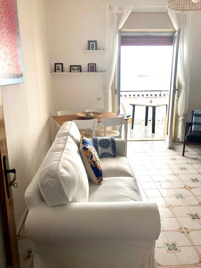 Vacanzenaxos - Casa Frontemare Apartman Giardini-Naxos Kültér fotó