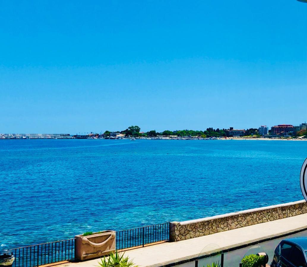 Vacanzenaxos - Casa Frontemare Apartman Giardini-Naxos Kültér fotó